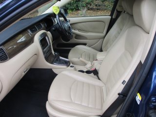 /photos/8684/1398701b-c59b-d027-49a5-6029908a11af_i320x240.jpg